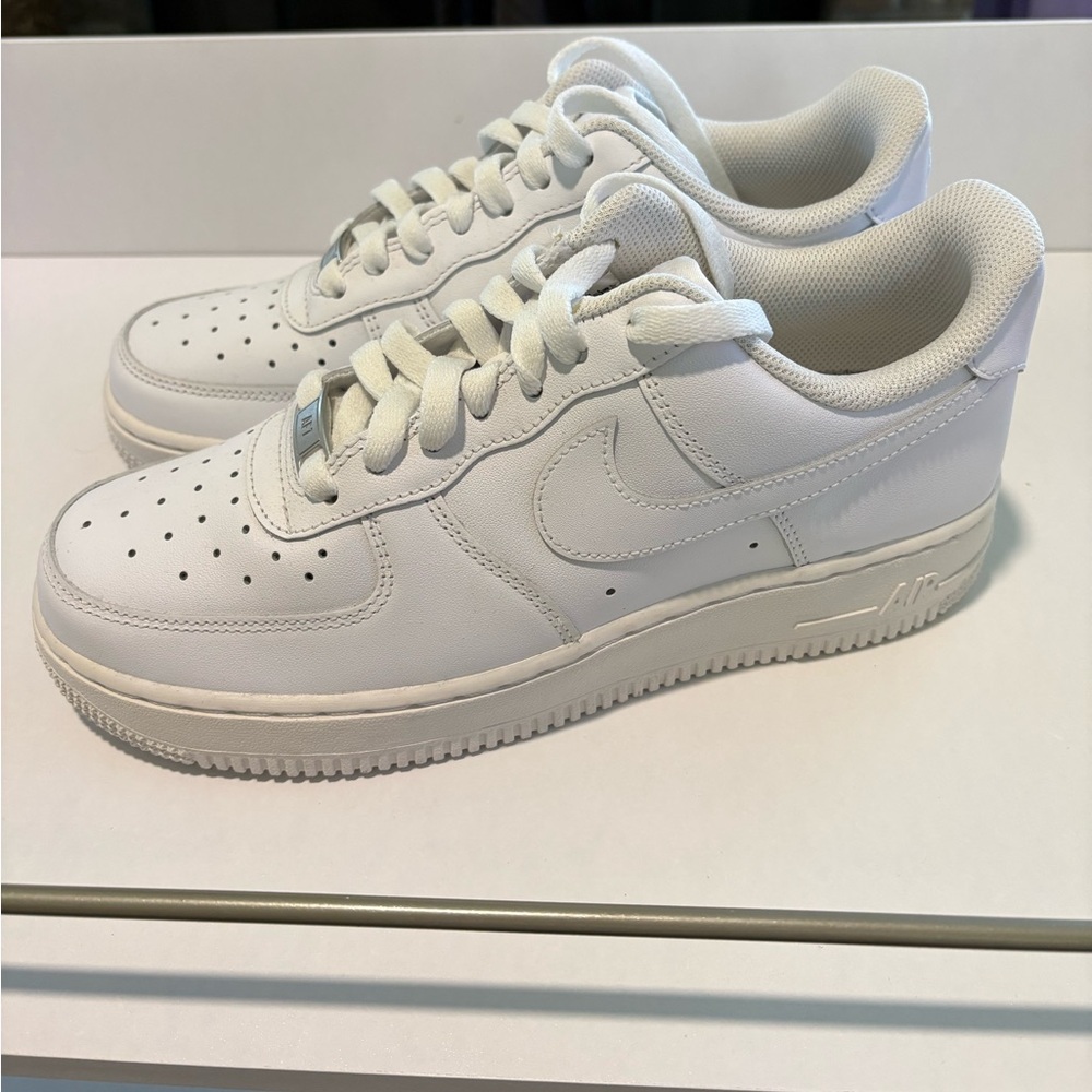 Nike Women’s Air Force 1